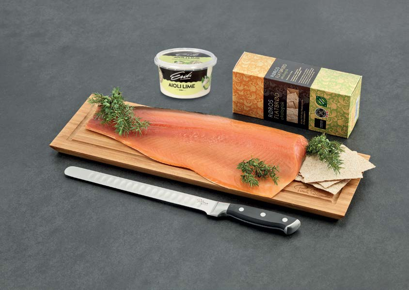 Katalogfoto: Laks, einerrøkt og langtids speket. Hel side, ca. 1 kg. med tilbehør - Pluss, varenummer 1436
